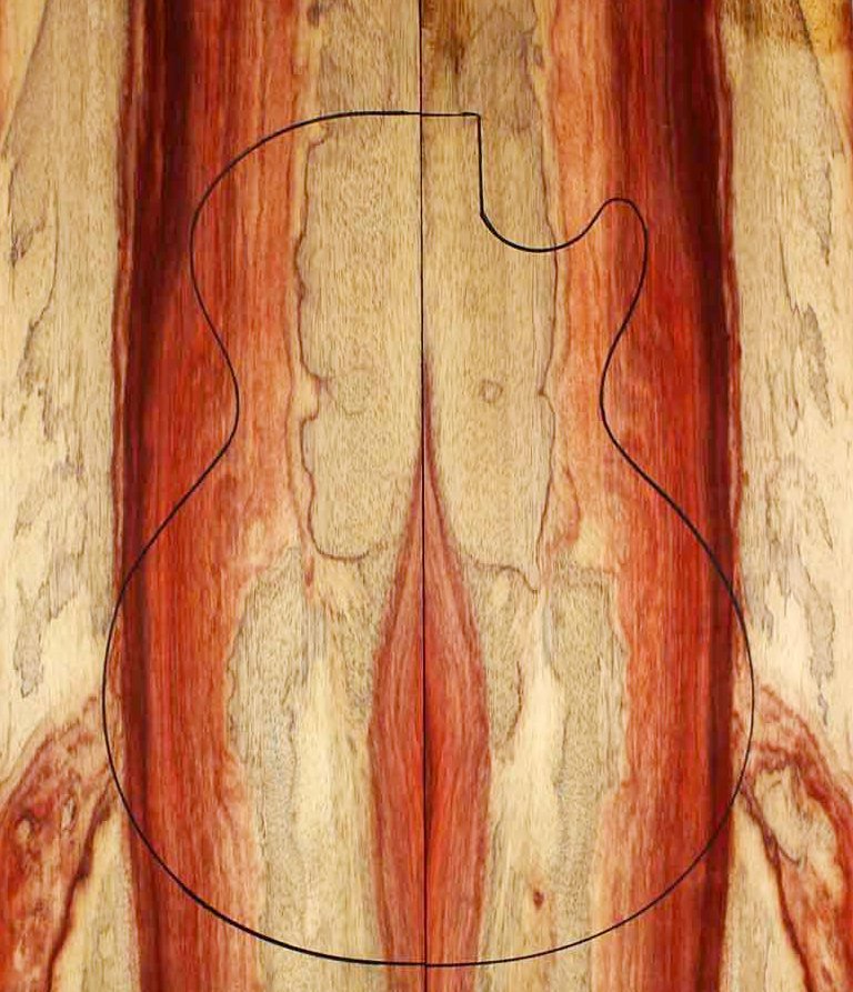 Carved Top Padouk Rouge Bariolé Électrique