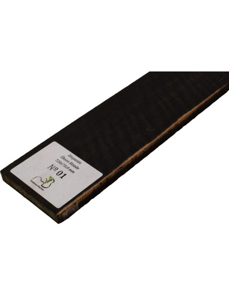 Touche en ébène ondé 720x75x9 mm MB Exclusive N°1, détail du grain ondé