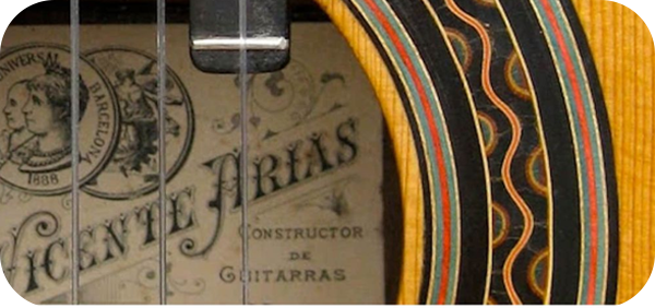 Un tesoro musical, el Luthier Vicente Arias a través de sus guitarras